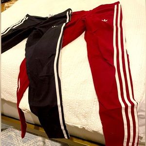 2 Adidas leggings. Red and Black. ♥️🖤 Used.